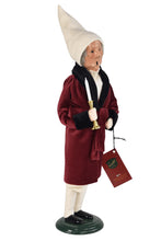 Load image into Gallery viewer, Scrooge Caroller