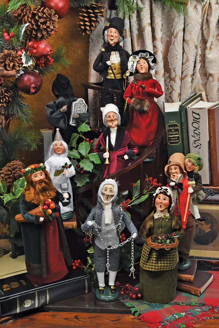 Spirit of Christmas Past Byers Choice Caroller