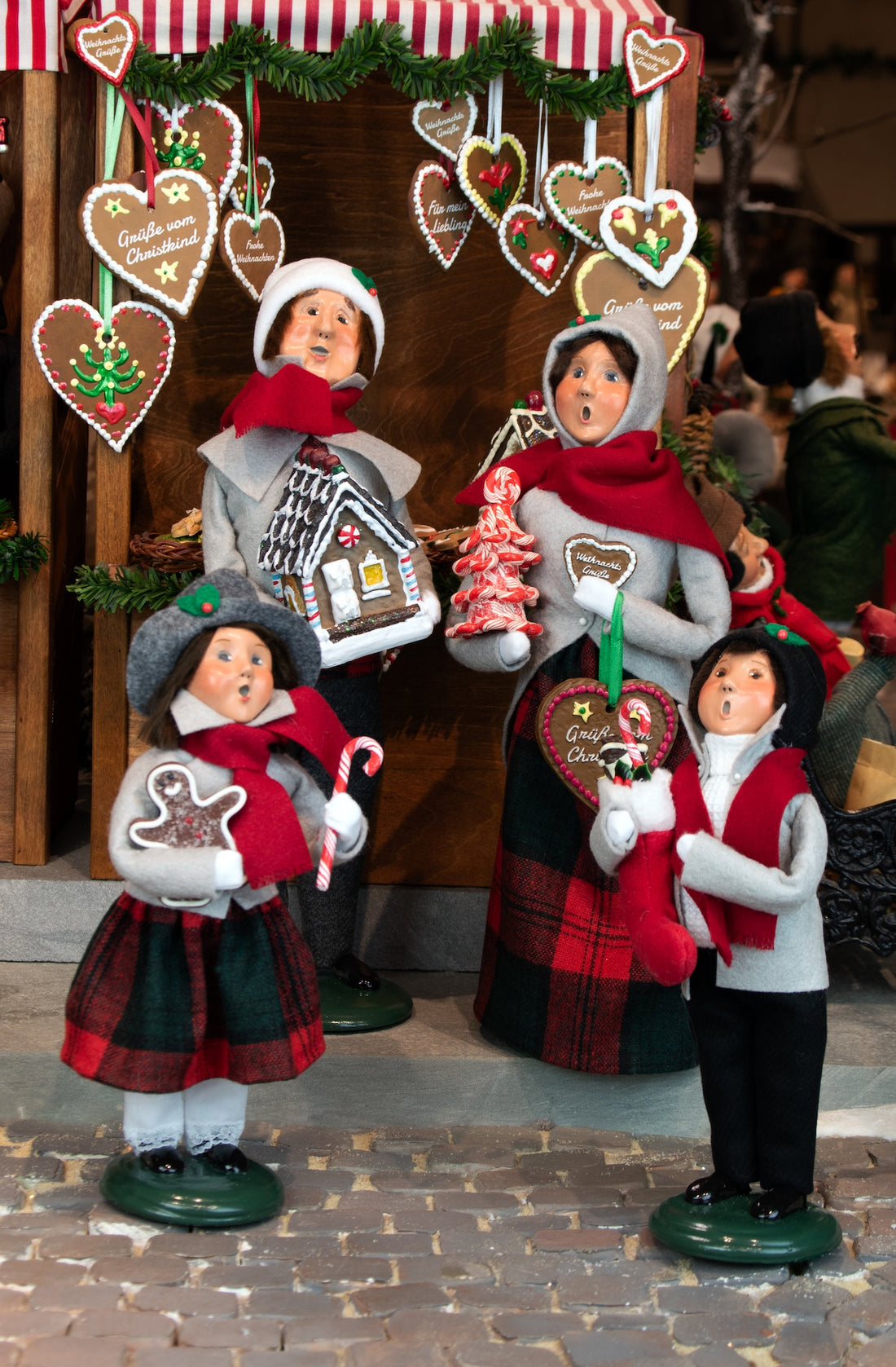Christmas Sweets Family Byers Choice Carollers 2024 Edition