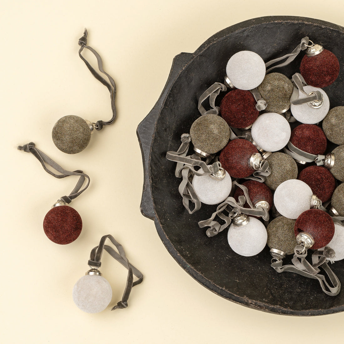 Mini Velvet Holiday Bauble