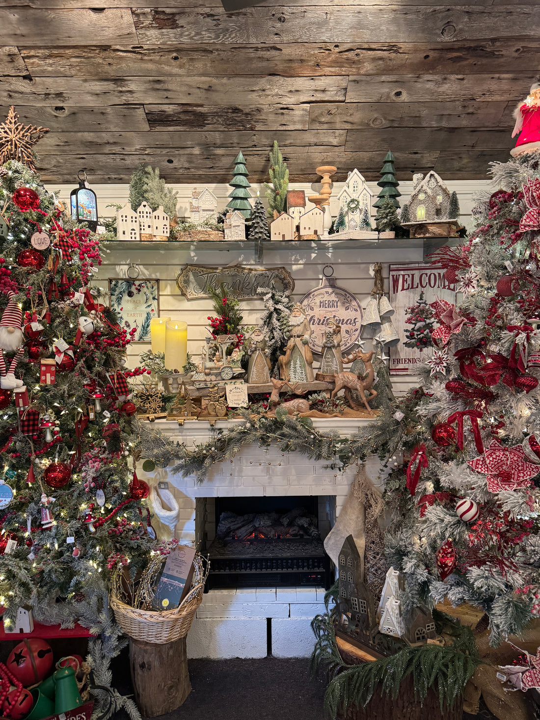 Snow-Dusted Glitter Garland