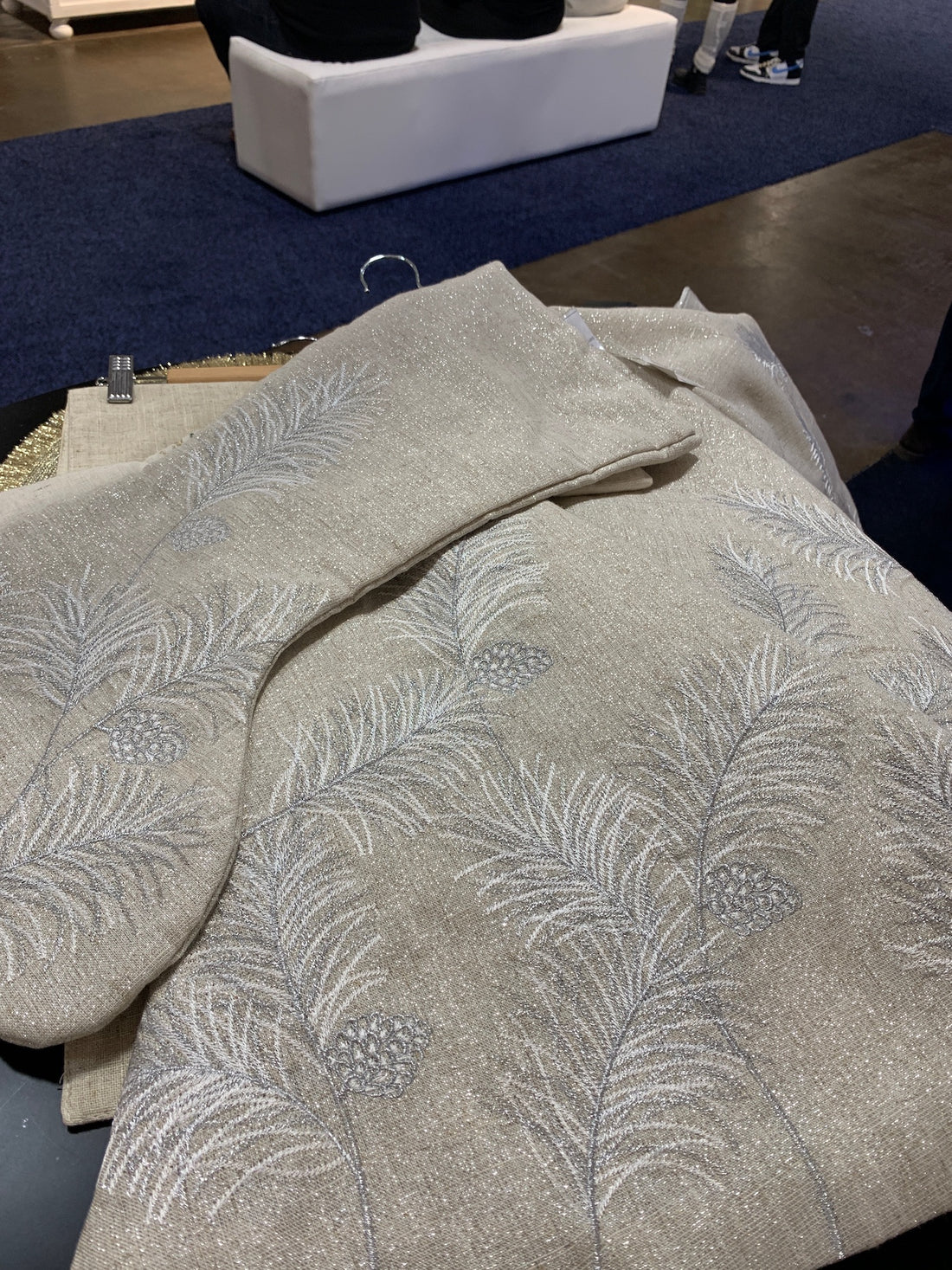 Lovely Silver Pinecone Tree Skirt