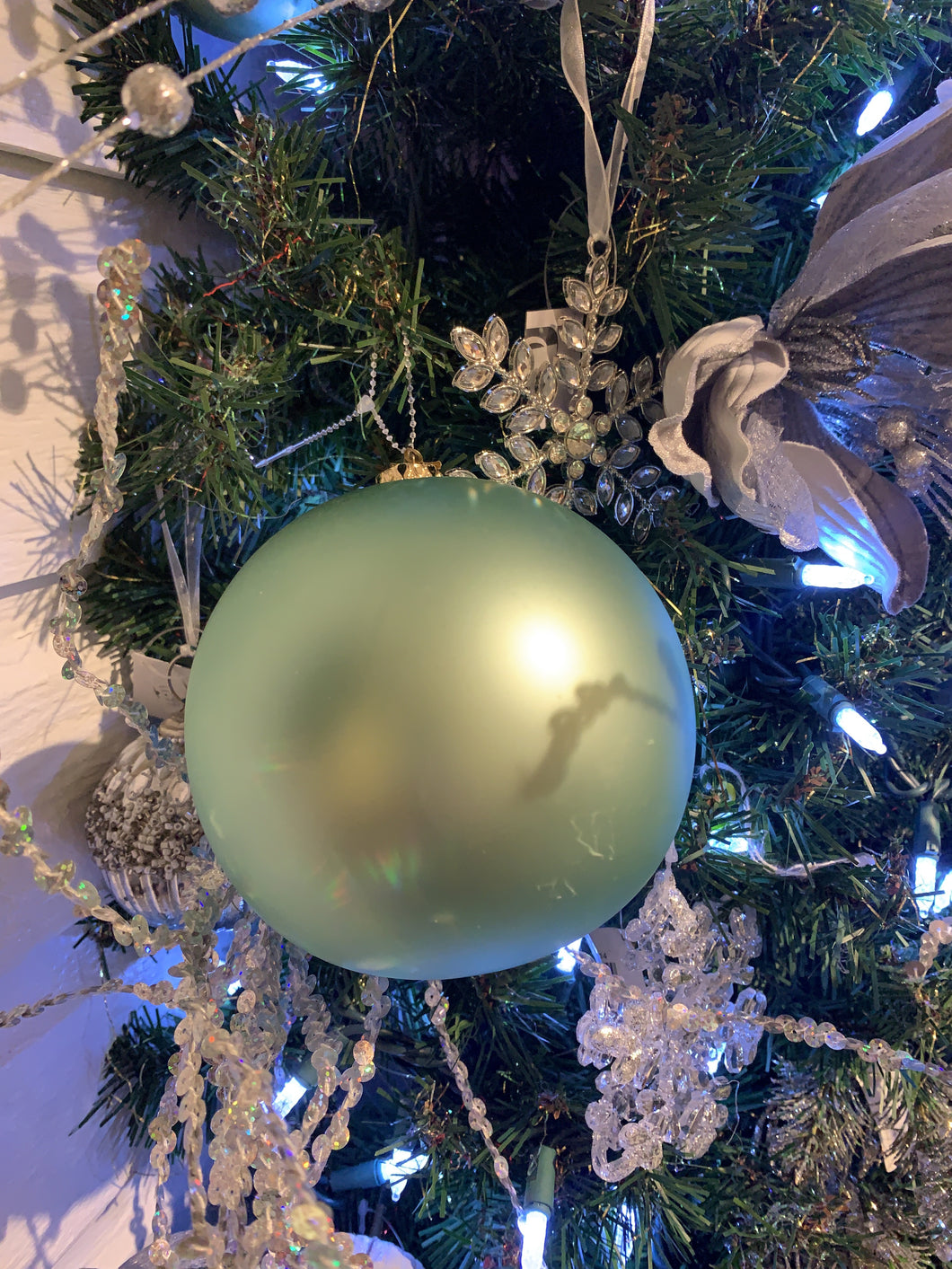 4.5 Inch Green Ball Ornament