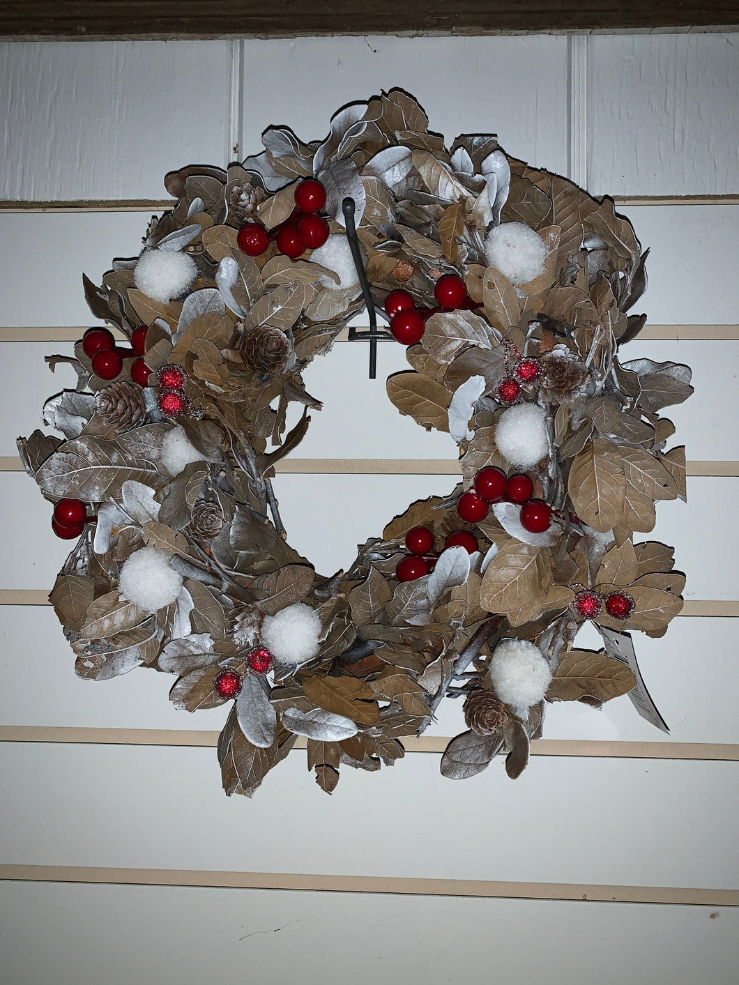 Natural Rustic Berry Wreath
