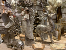 Load image into Gallery viewer, Silver Standing Wood Grain Deer
