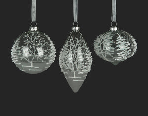 Designed Clear Glass Ball Ornament